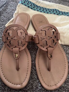 Tory Burch Blush Tan Leather Logo Cutout Thong Sandals